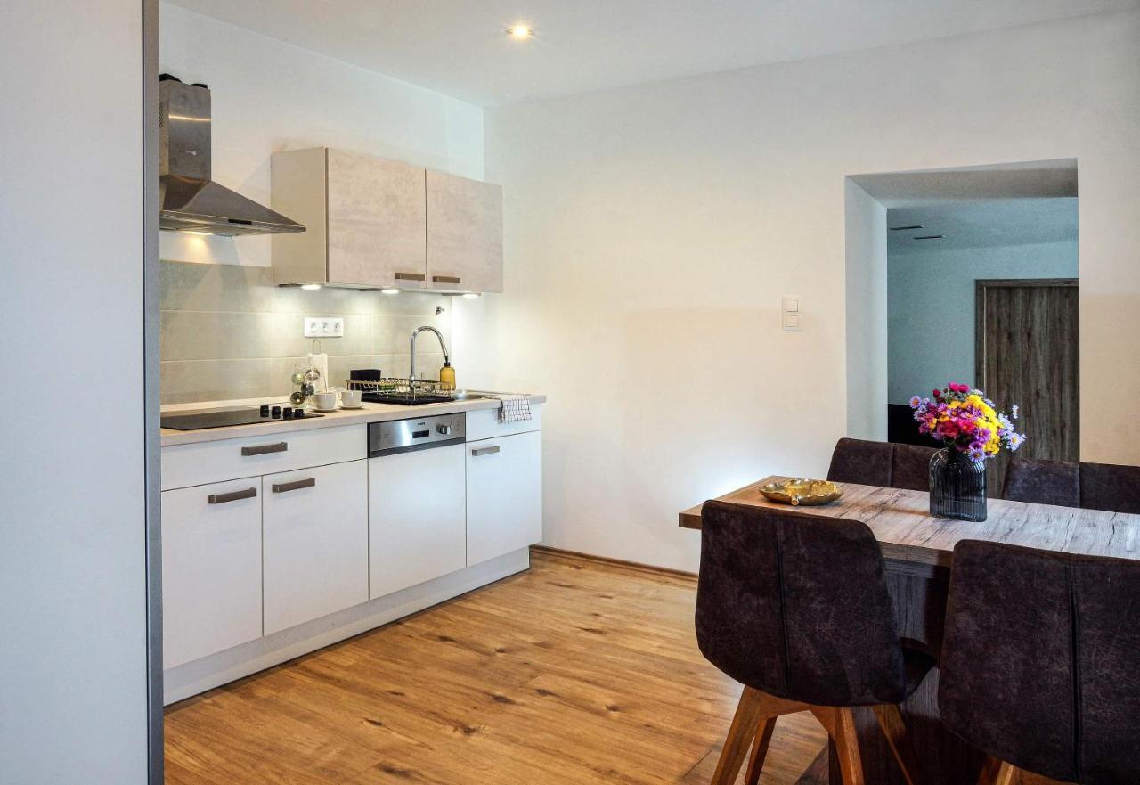 Alpok-Spirit Apartment - Velem Ngoại thất bức ảnh
